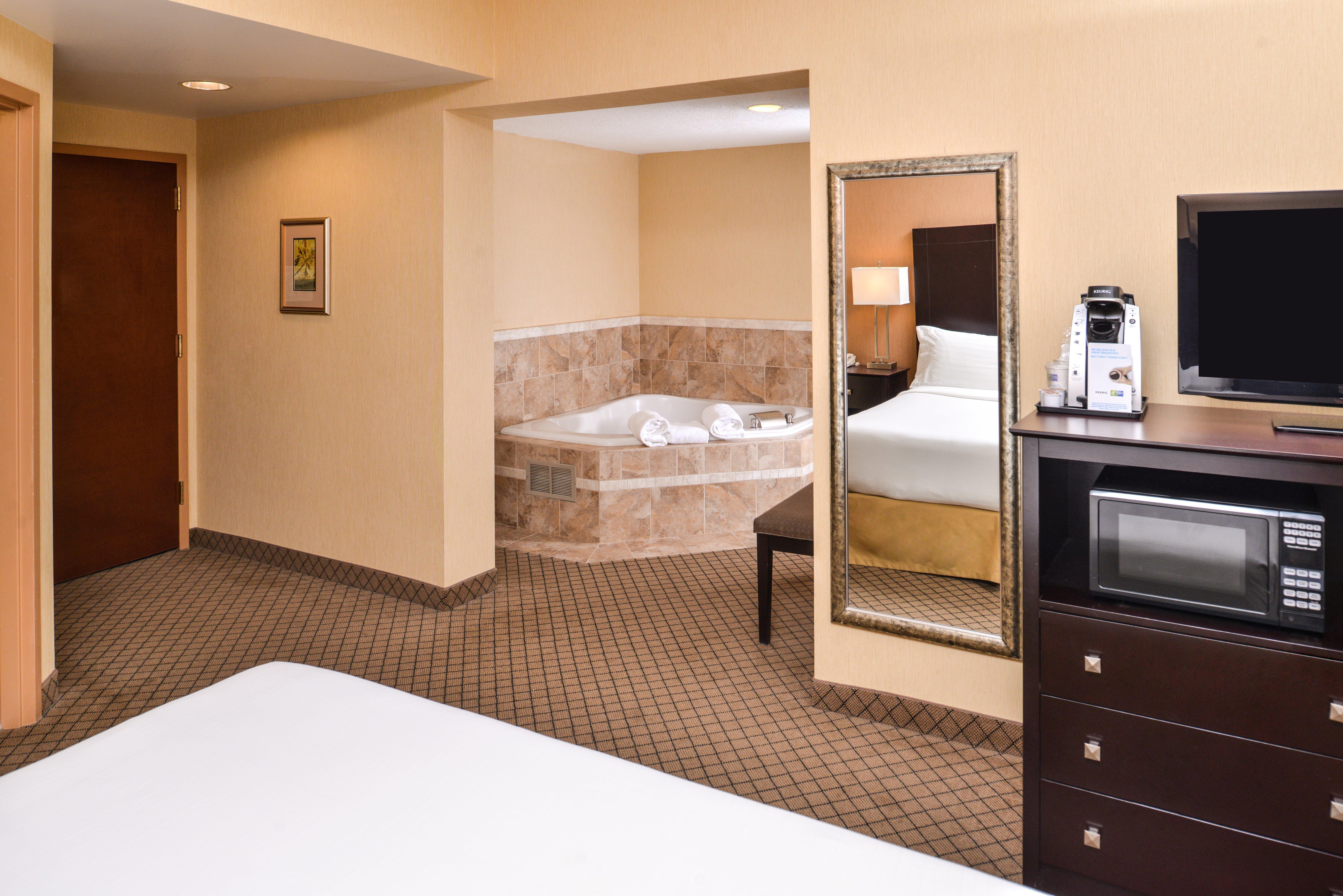 Holiday Inn Express Lewisburg - New Columbia By Ihg מראה חיצוני תמונה