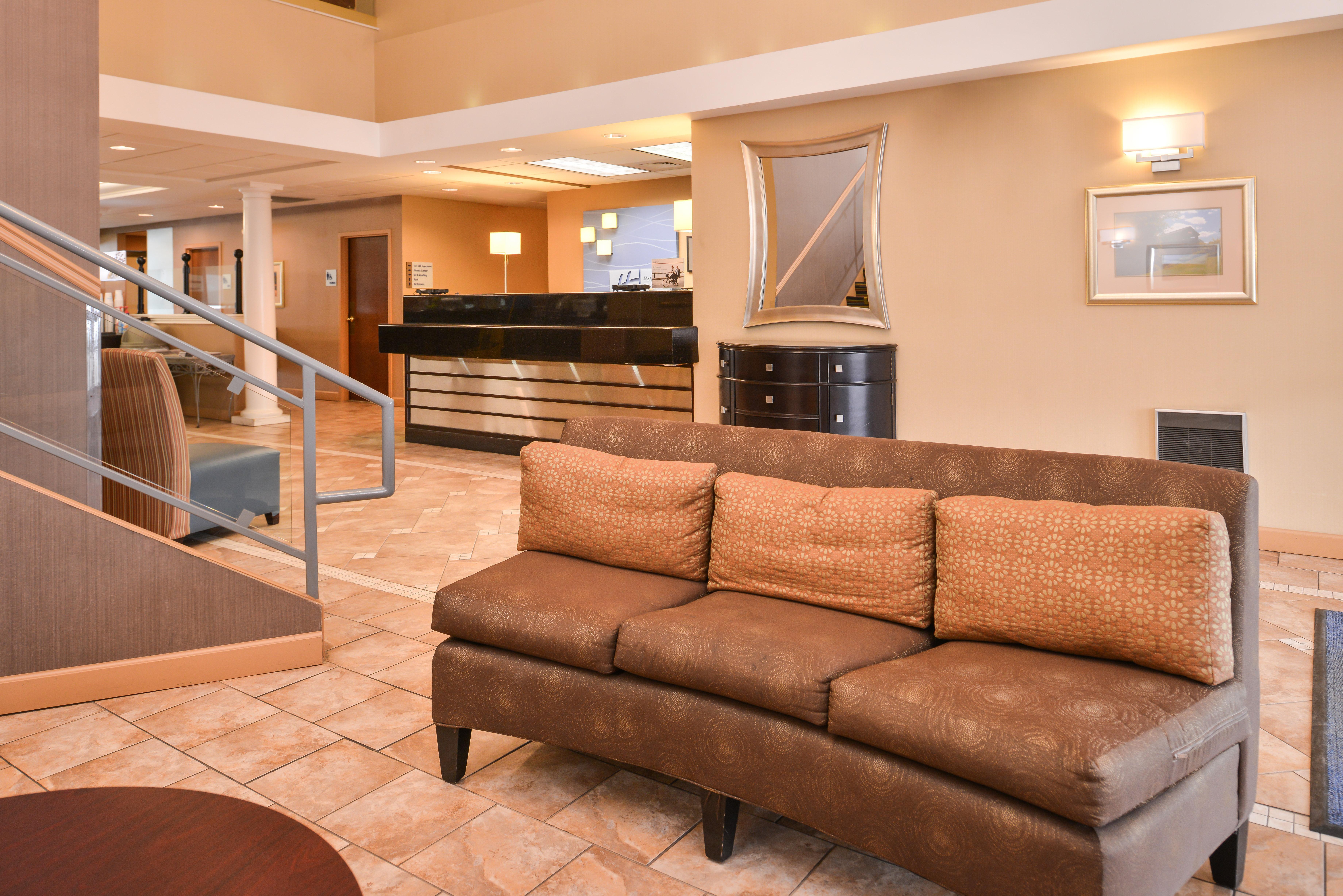 Holiday Inn Express Lewisburg - New Columbia By Ihg מראה חיצוני תמונה