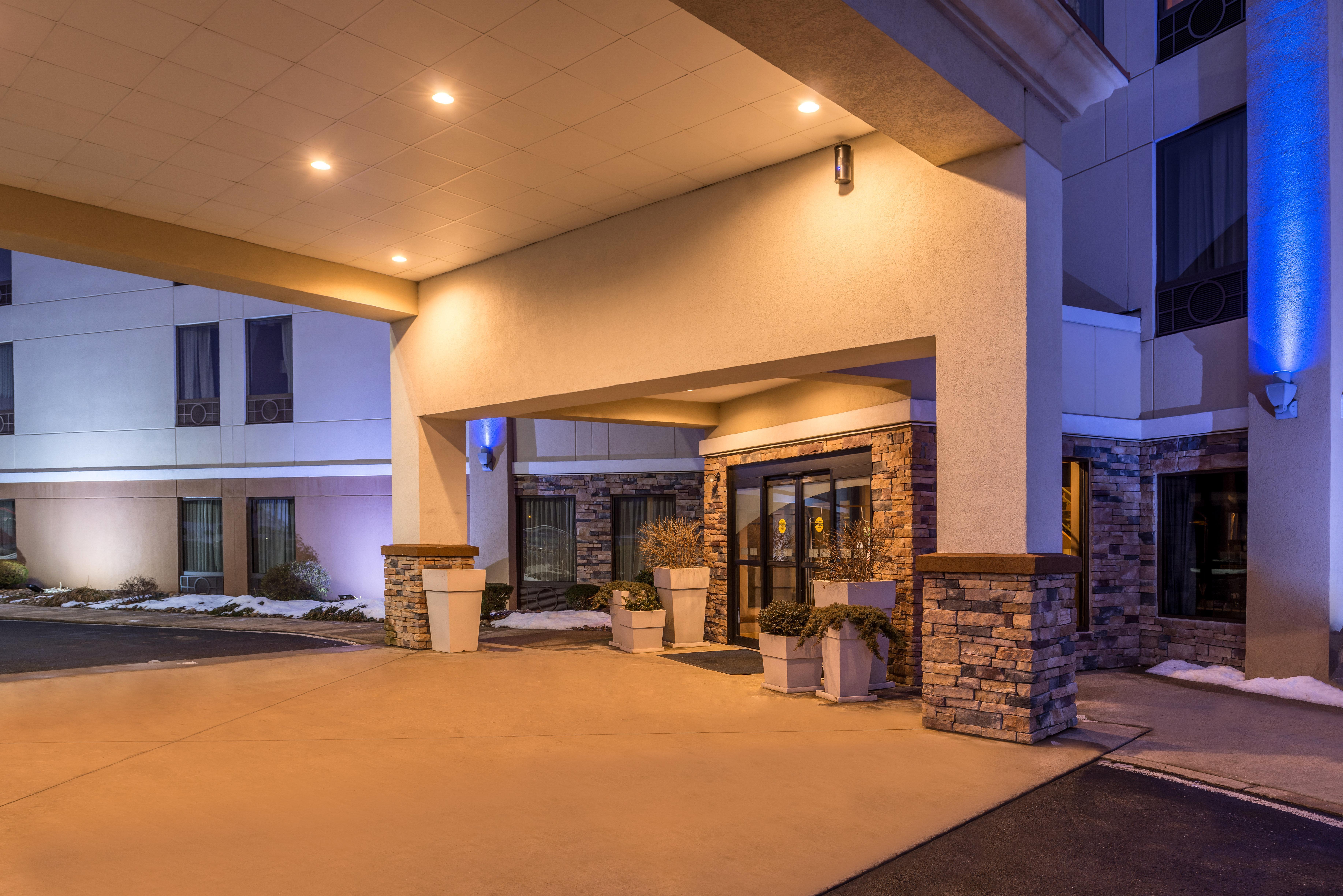 Holiday Inn Express Lewisburg - New Columbia By Ihg מראה חיצוני תמונה
