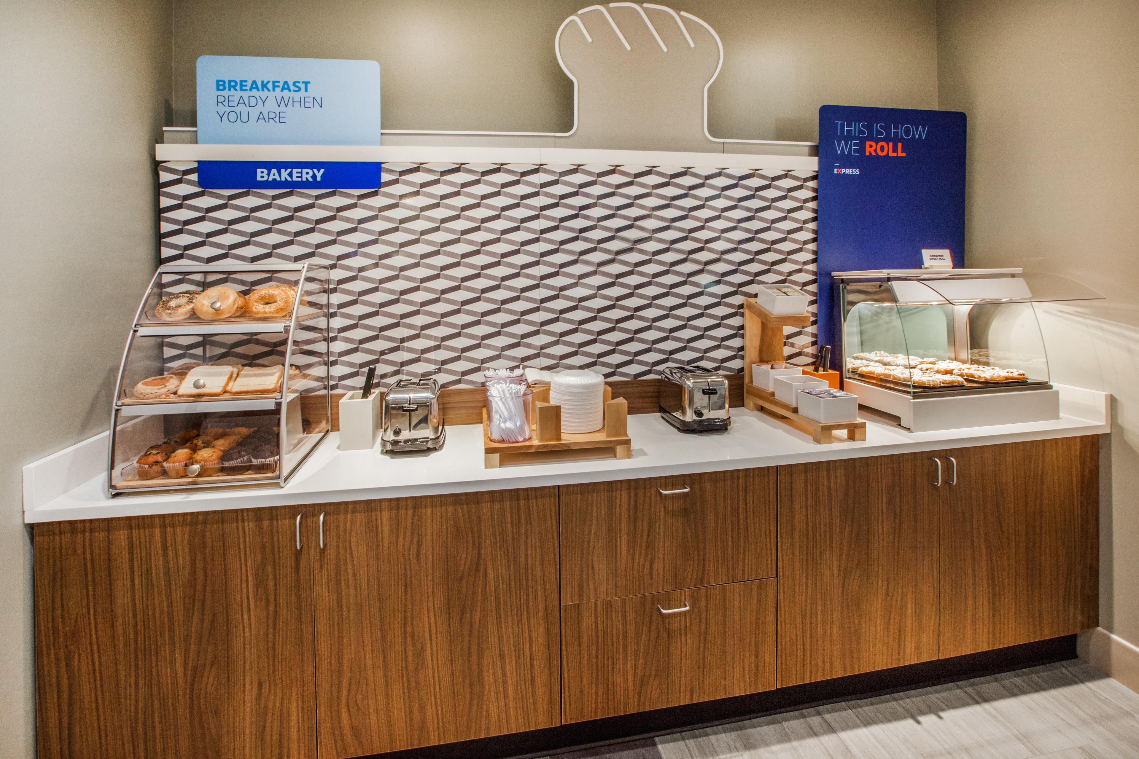 Holiday Inn Express Lewisburg - New Columbia By Ihg מראה חיצוני תמונה