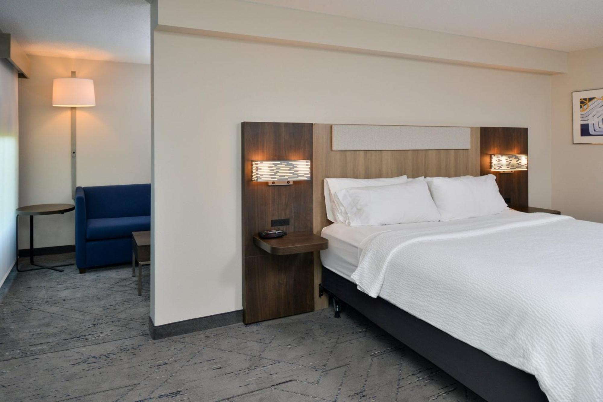 Holiday Inn Express Lewisburg - New Columbia By Ihg מראה חיצוני תמונה