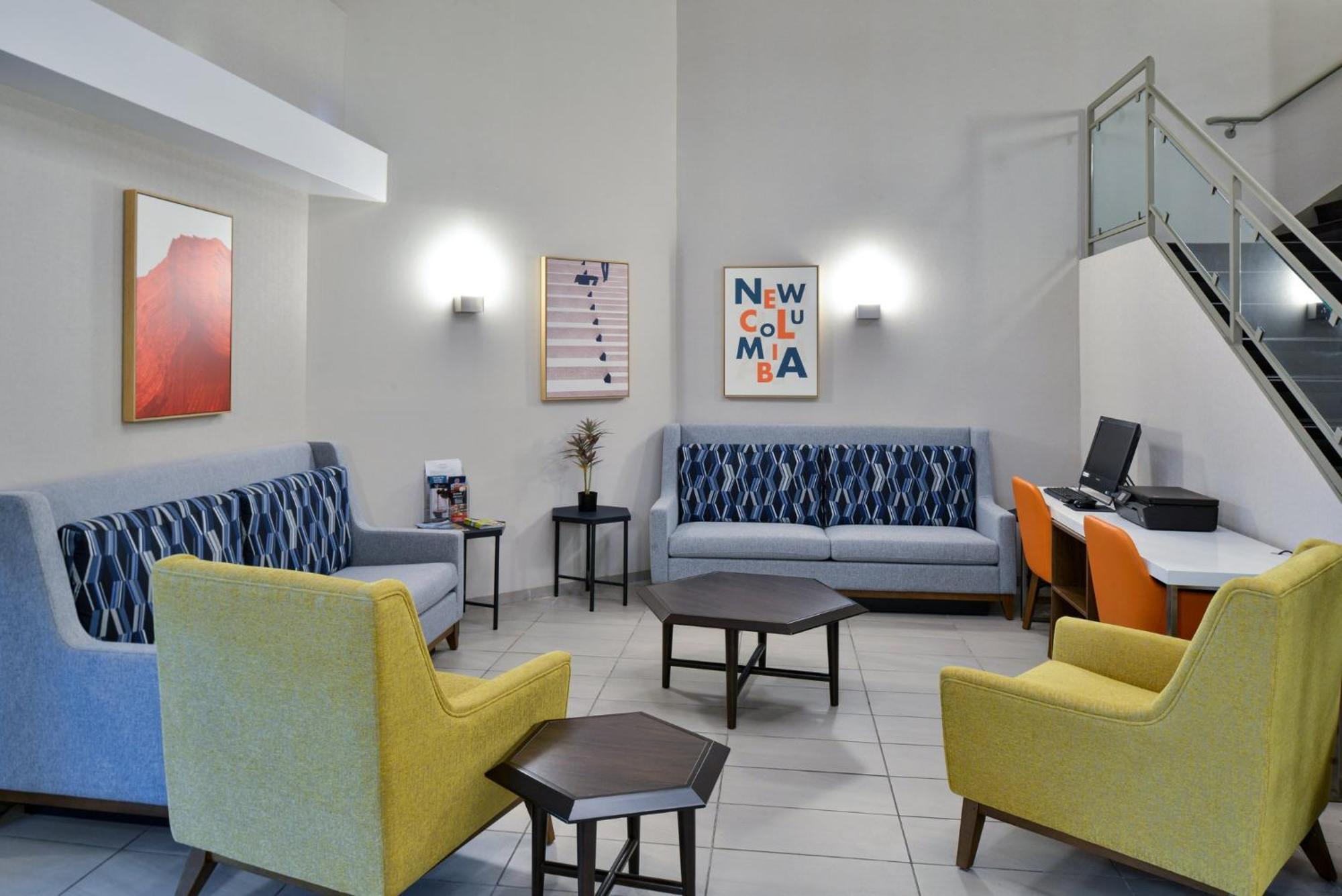 Holiday Inn Express Lewisburg - New Columbia By Ihg מראה חיצוני תמונה