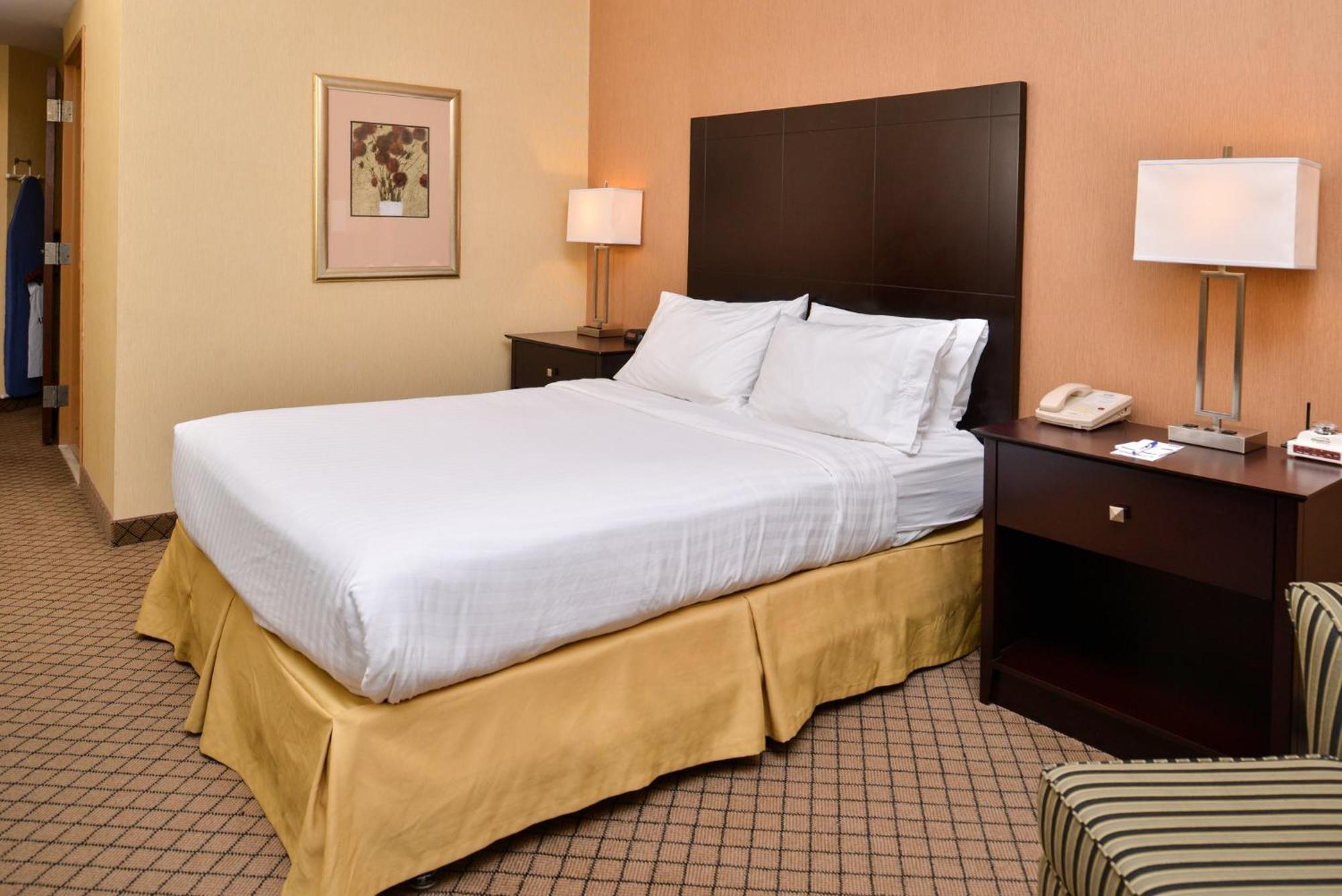 Holiday Inn Express Lewisburg - New Columbia By Ihg מראה חיצוני תמונה
